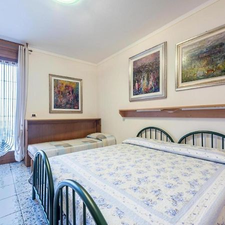 Casa Vacanze Baccolo Полпенаце дел Гарда Екстериор снимка