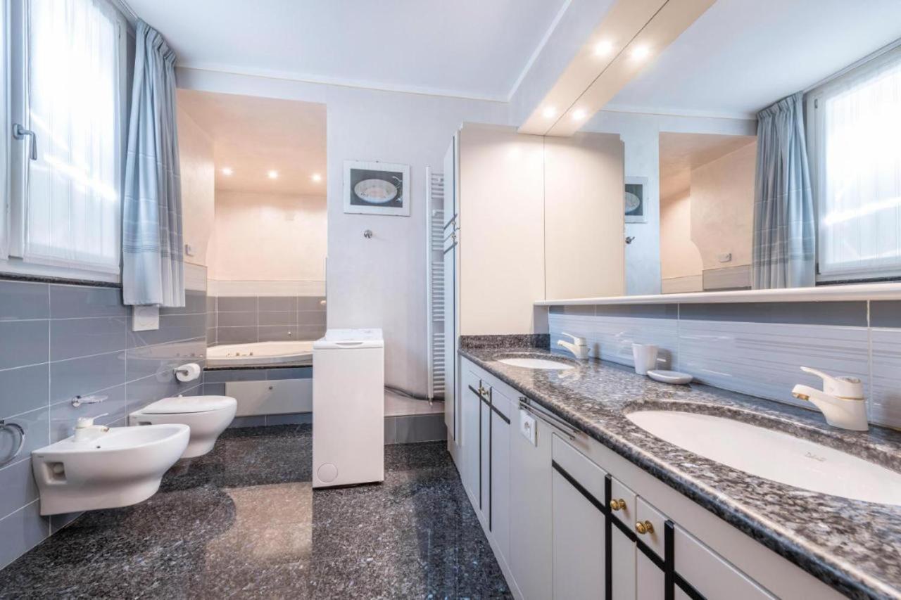 Casa Vacanze Baccolo Полпенаце дел Гарда Екстериор снимка