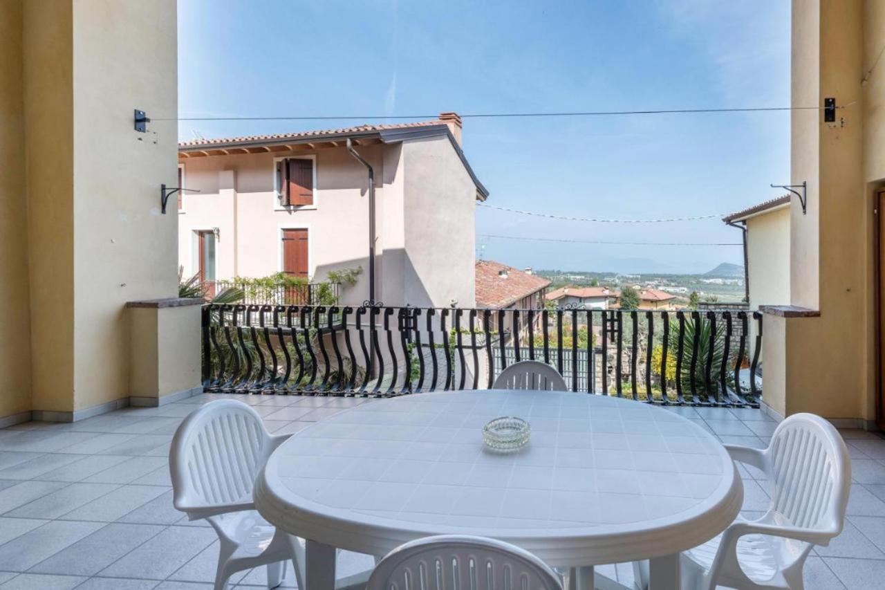 Casa Vacanze Baccolo Полпенаце дел Гарда Екстериор снимка