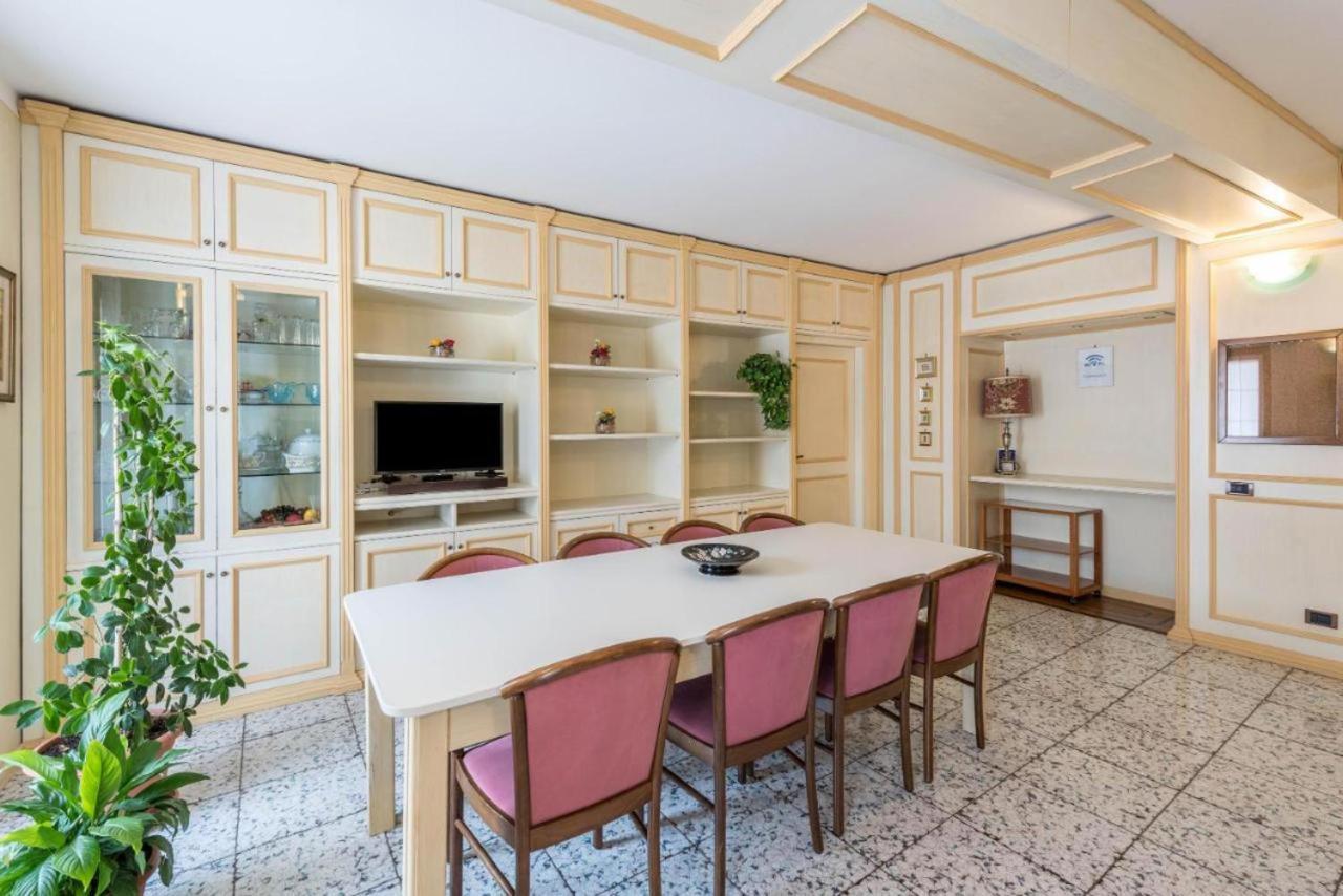 Casa Vacanze Baccolo Полпенаце дел Гарда Екстериор снимка