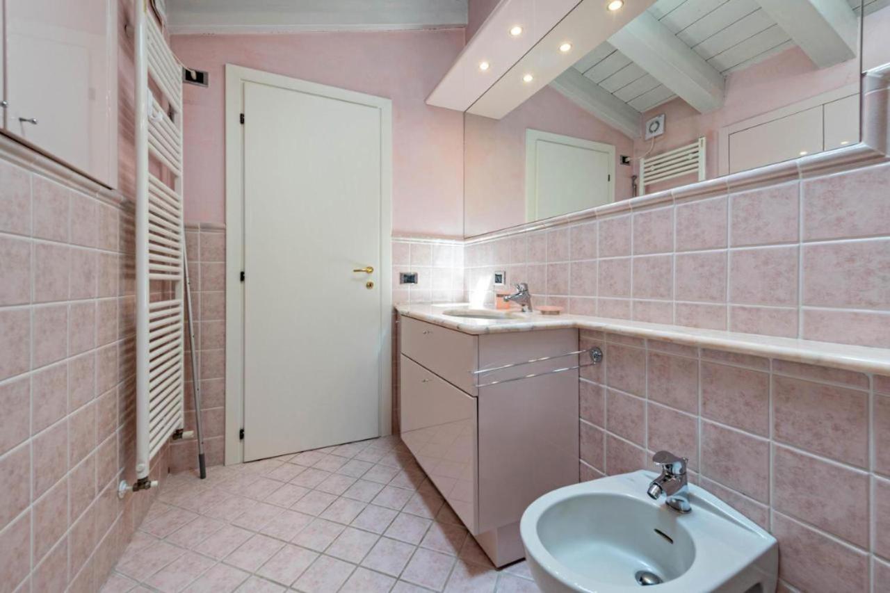 Casa Vacanze Baccolo Полпенаце дел Гарда Екстериор снимка
