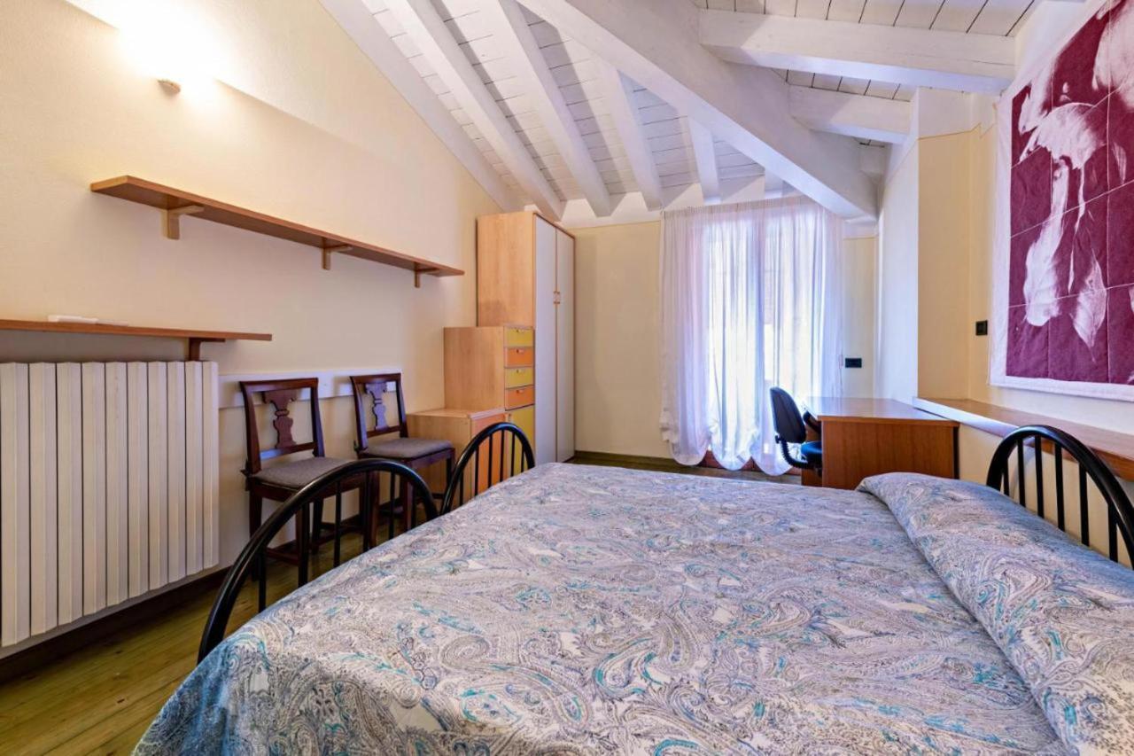 Casa Vacanze Baccolo Полпенаце дел Гарда Екстериор снимка